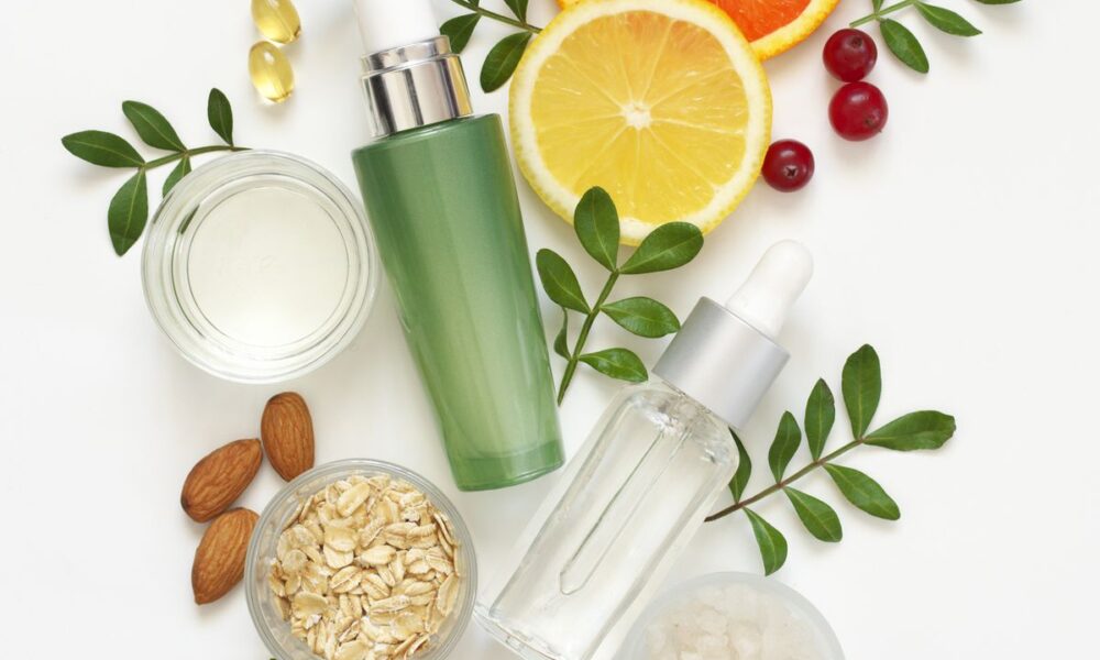 Домашние маски для лица: секреты красоты из холодильника