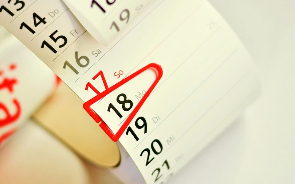 Как победить тоску по выходным: советы психолога для женщин