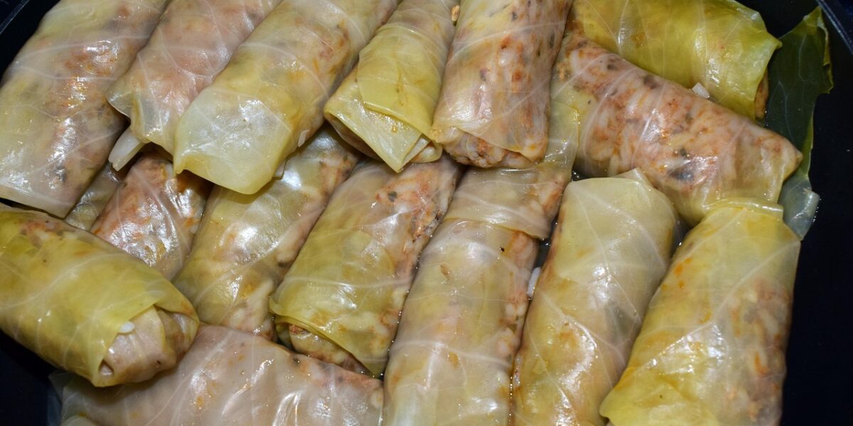 Image for: Голубцы ленивые в духовке: простой рецепт для занятых хозяек. Tags: трава, капустная пленка, белая капуста, е...