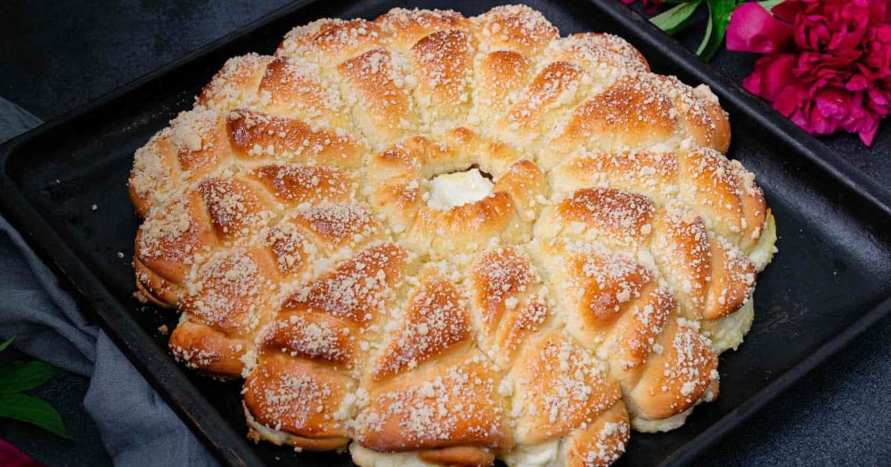 Рецепт сырного пирога: как гигантская ватрушка, которая покорит ваше сердце