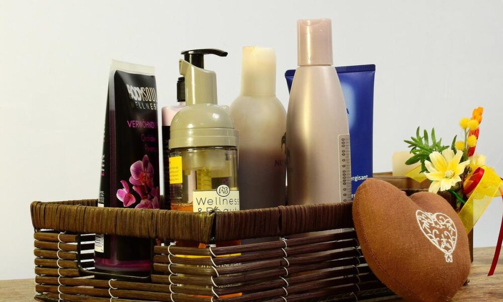 Стоп старение: опасные компоненты косметики для молодости кожи