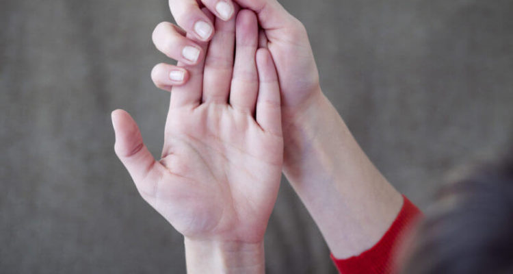 Онемение рук и ног: опасный симптом, который нельзя игнорировать