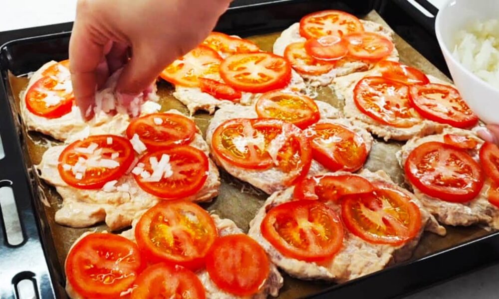 Нежное мясо тает во рту: быстрый и простой рецепт горячего блюда