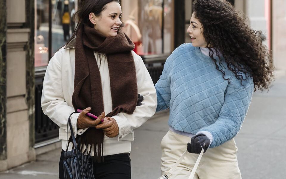 Как распознать фальшивую доброту: признаки неискренности в человеке