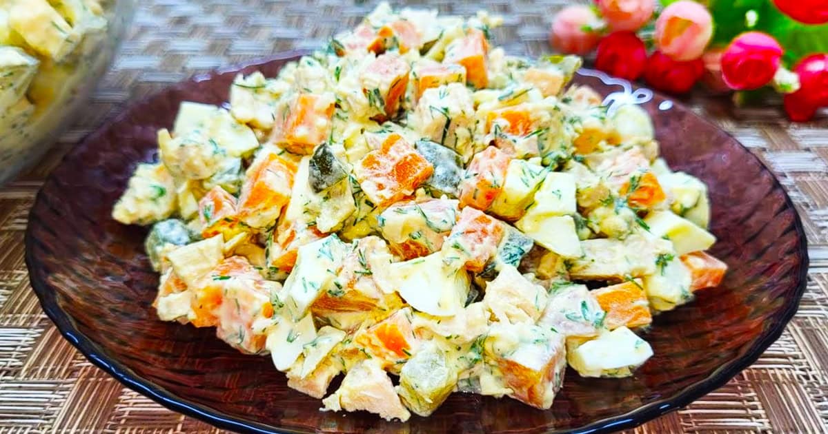 Легкий салат за 5 минут: простой рецепт с божественным вкусом