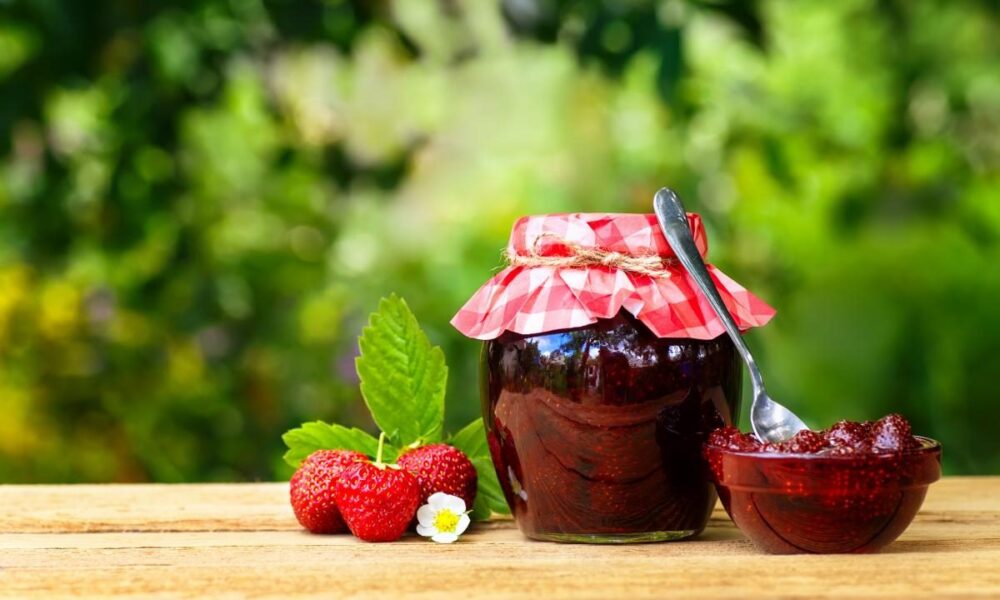 Что делать, если варенье засахарилось: полезные советы хозяйкам