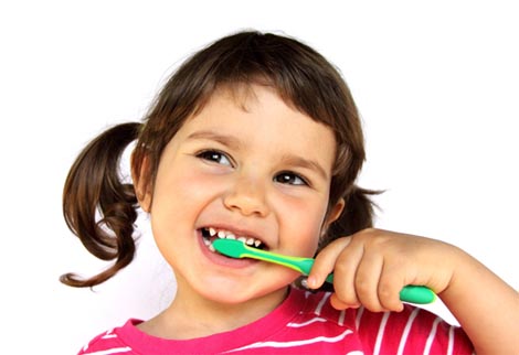 Кровоточат десны: причины и что делать женщине