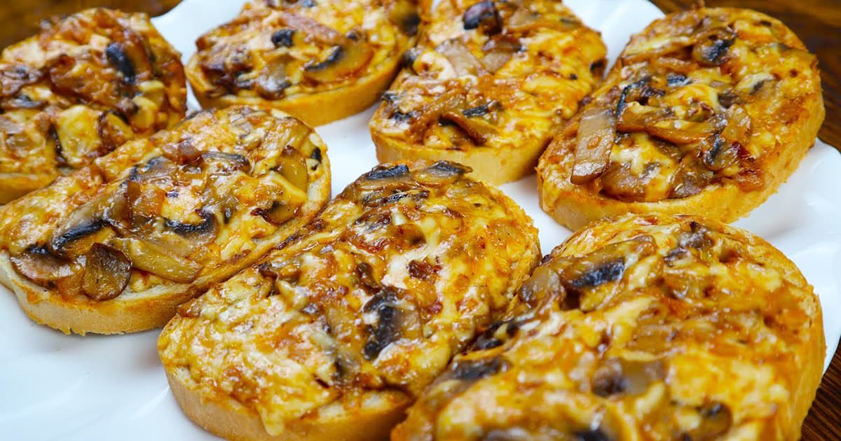 Вкусные горячие бутерброды: простой рецепт из 50-х, покоривший моего мужа