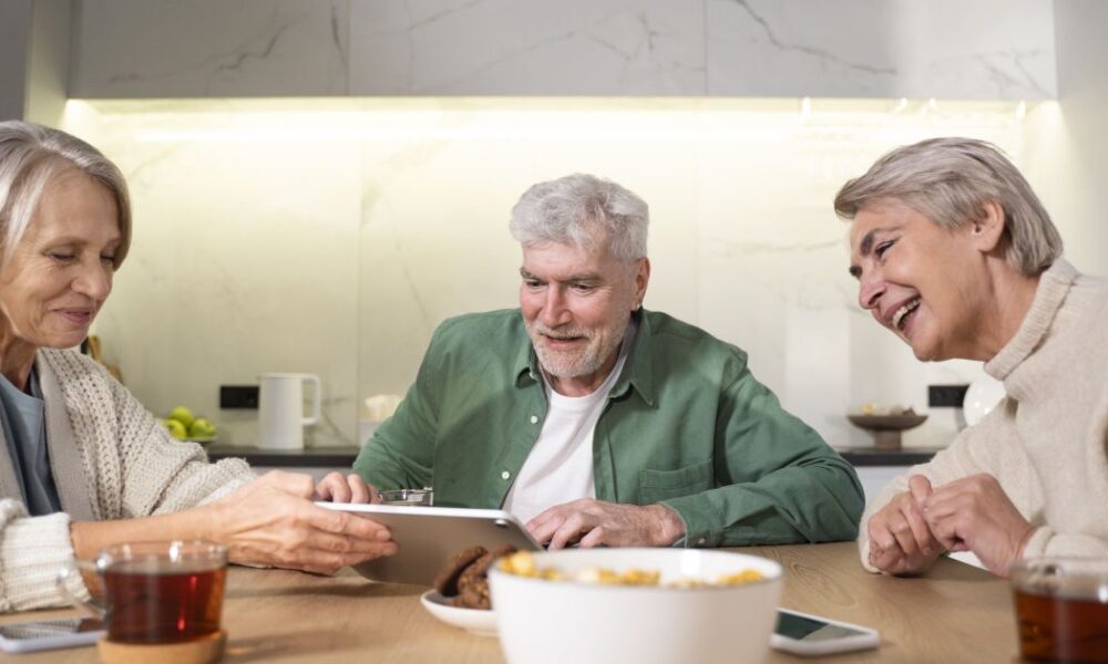 Чай для здоровья: какой вреден пожилым людям