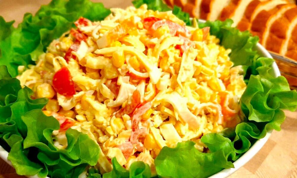 Крабовый салат: простой рецепт, который покорит всех