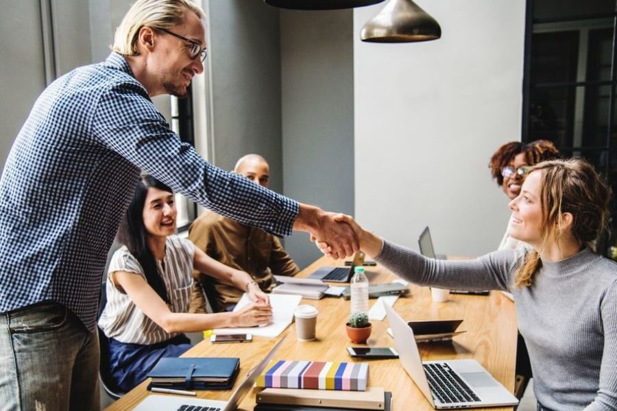 Как успешно начать работу на новом месте: советы для женщин