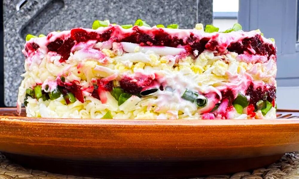 Салат из свеклы: простой и вкусный рецепт для женского здоровья