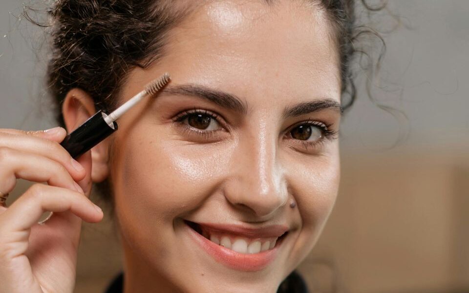 Идеальные брови: секреты и советы для безупречного макияжа