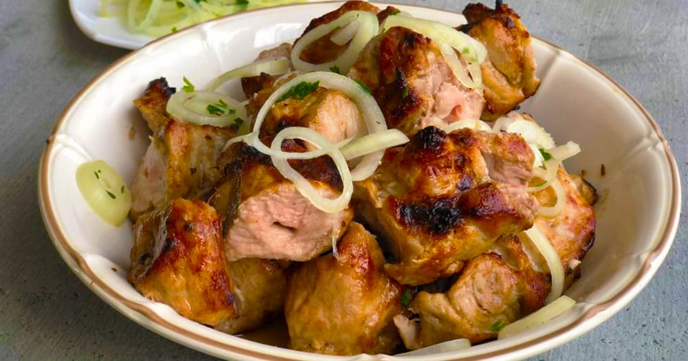 Секреты мягкого и сочного шашлыка: лучшие маринады и рецепты для женщин