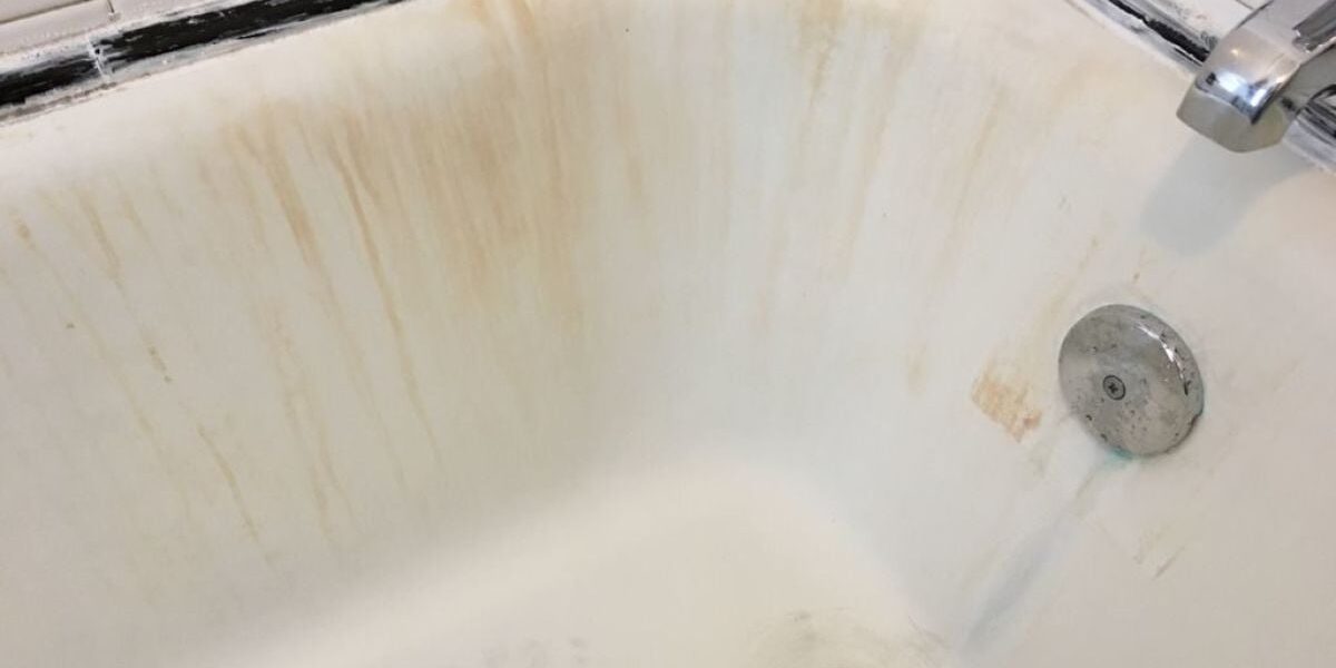 Как отбелить ванну в домашних условиях: эффективные способы очистки от желтизны