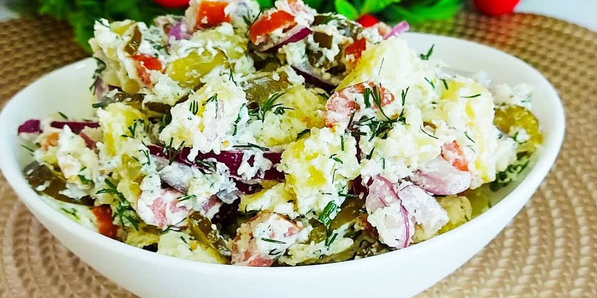 Салат "Капитошка": простой и вкусный рецепт на каждый день для женщин