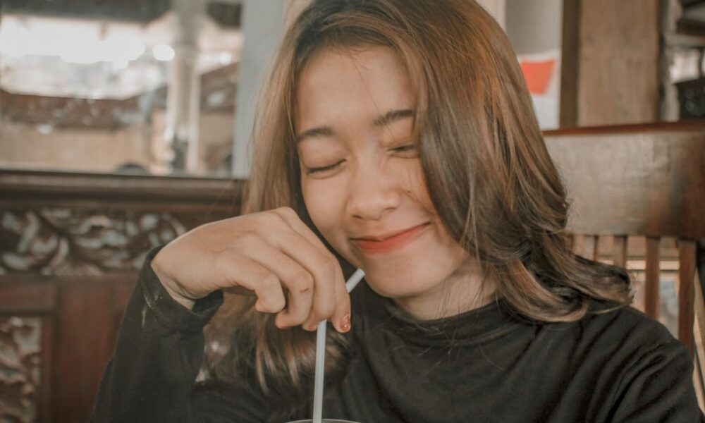 Как перестать себя недооценивать: советы психолога для женщин