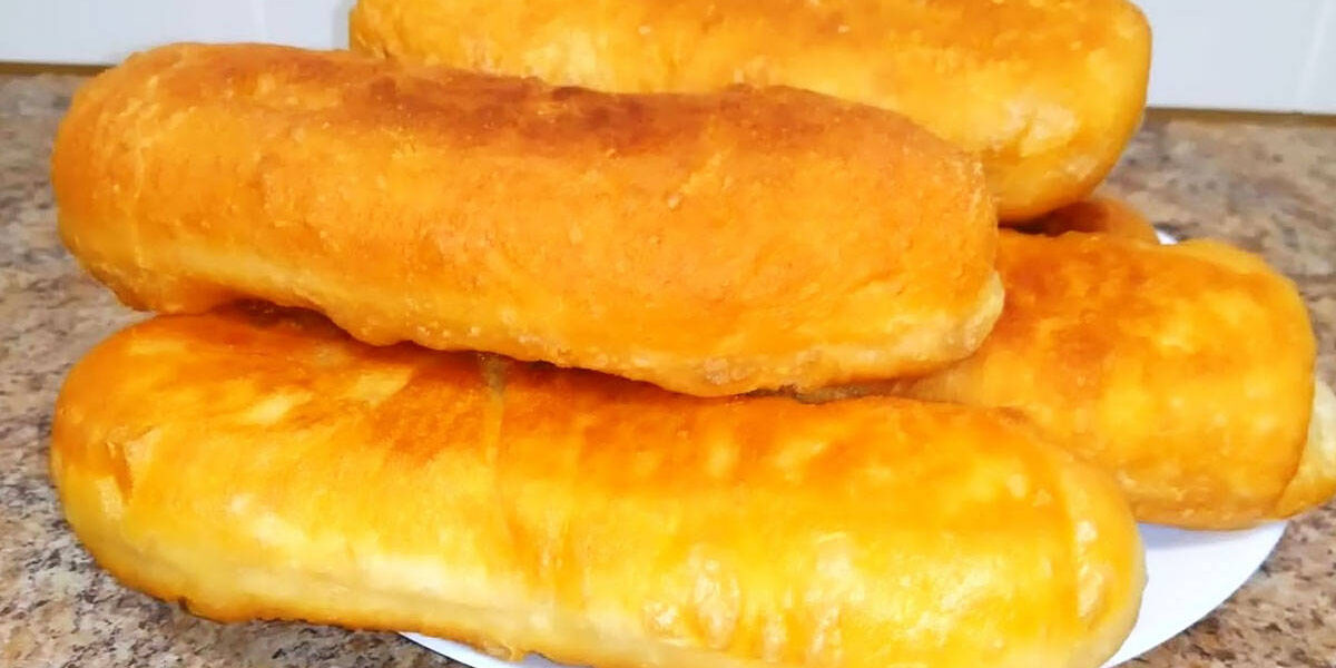 Вкусные пирожки с летней начинкой: простой рецепт теста, которое долго не черствеет