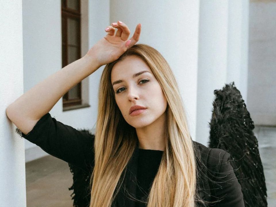 Признаки женской зависти: как распознать и что делать