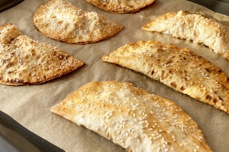 Быстрые чебуреки из лаваша: простой рецепт для занятых хозяек