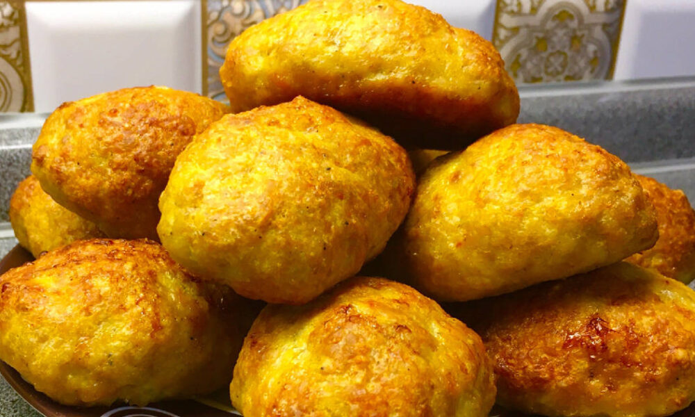 Сочные котлеты без яиц, хлеба и жарки: простой рецепт, который покорит всех