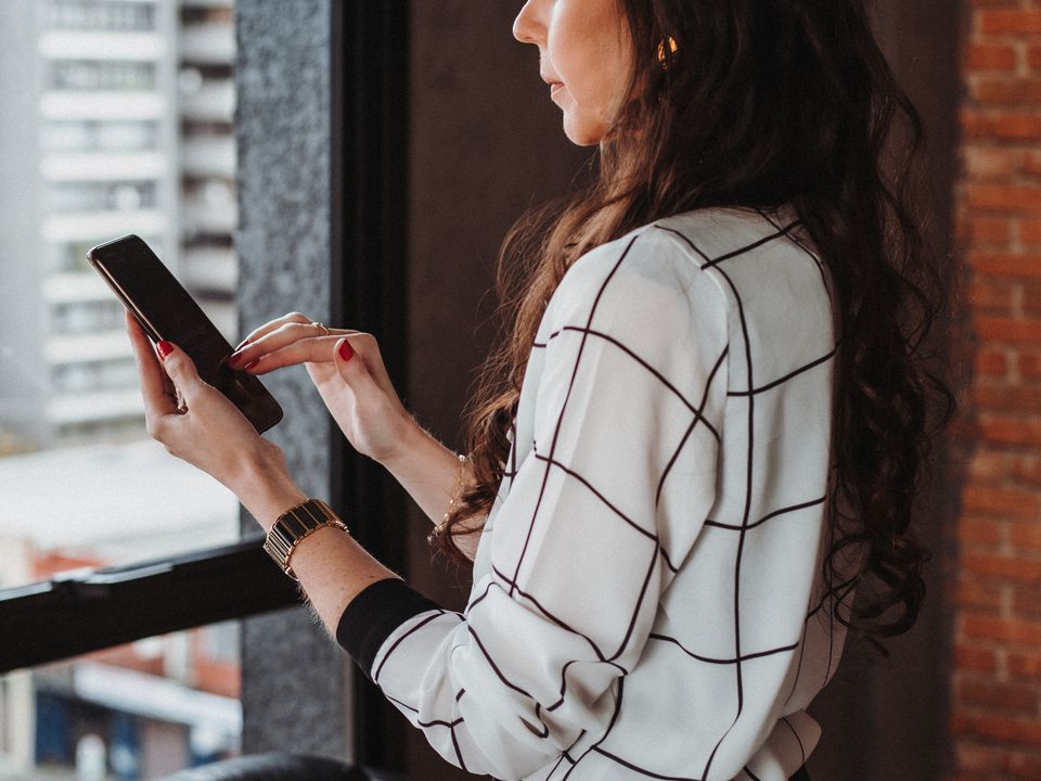 Три психологические ловушки, которые старят женщину: как оставаться молодой душой