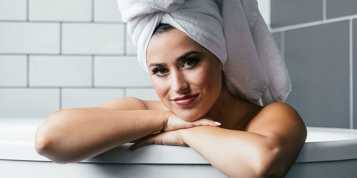 Секреты идеального ухода за волосами: шампунь, кондиционер, маска