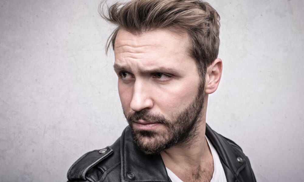 Почему нас привлекают "плохие парни": психология женского выбора