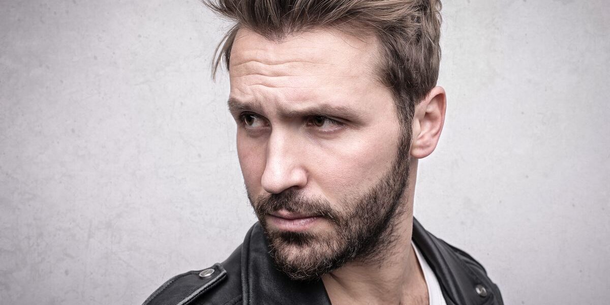 Почему нас привлекают "плохие парни": психология женского выбора