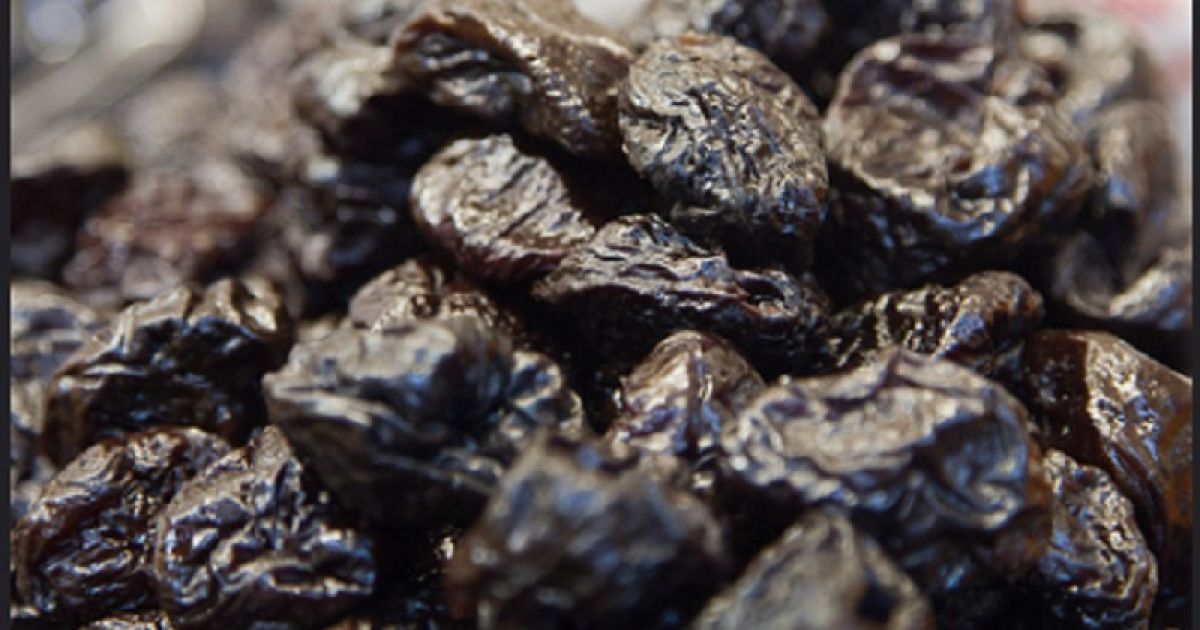 Чернослив для женского здоровья: польза, применение и рецепты