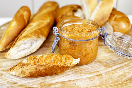 Необычная закуска: икра из селедки своими руками