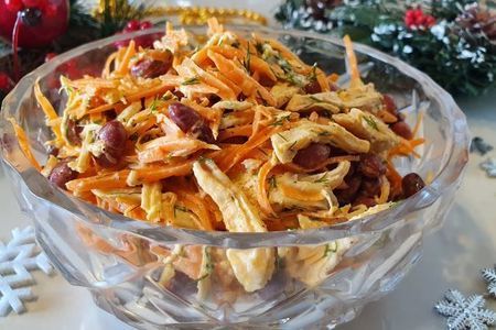 Простые и вкусные салаты на Новый Год: 3 ингредиента для праздничного стола