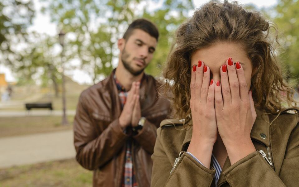 Психология манипуляций: что на самом деле думают манипуляторы