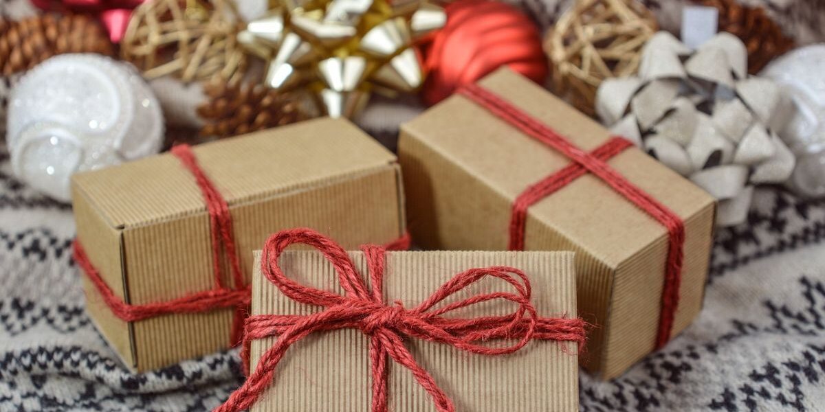 Что подарить на Новый год: идеи для практичных и амбициозных