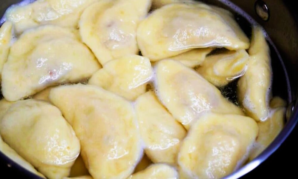 Вареники с секретной начинкой: бабушкин рецепт, который покорит всех