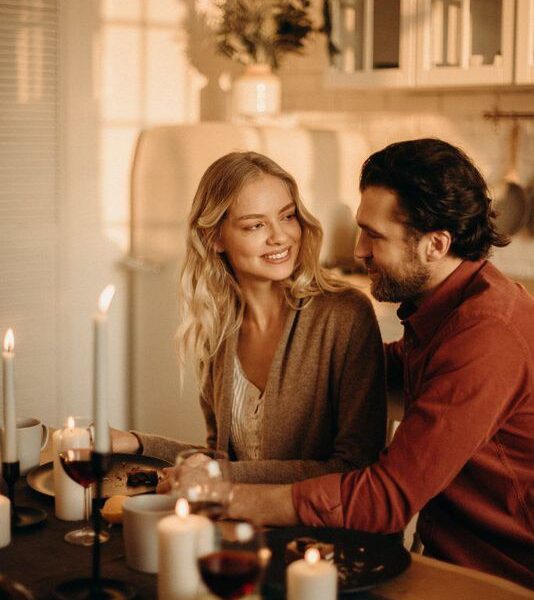 Как делать комплименты правильно: советы психологов для гармоничных отношений с детьми и близкими