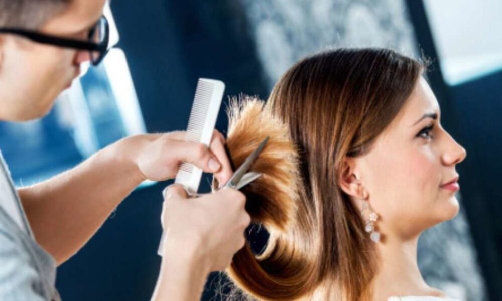 Секреты молодости: стильные прически, которые преобразят вас после 40