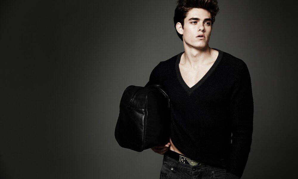 Image for: Тренды моды 2025: стильные луки, которые покорят каждую женщину. Tags: человек, модель, мода, портрет, стиль,...