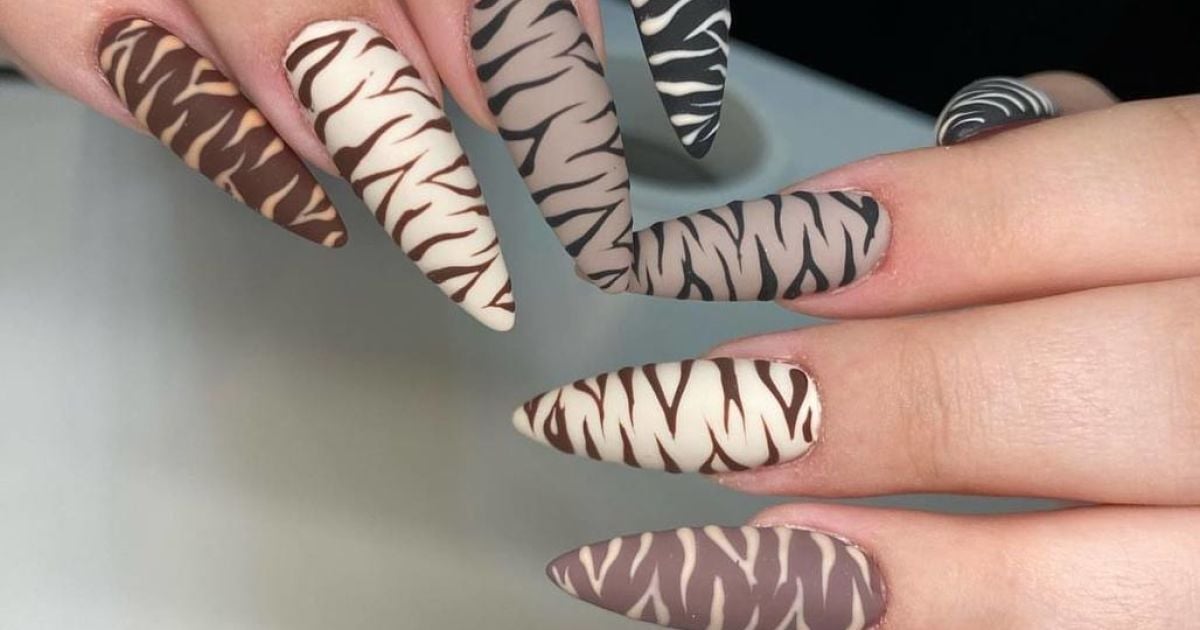 Зимний маникюр 2024: тренды и идеи для создания уютного образа