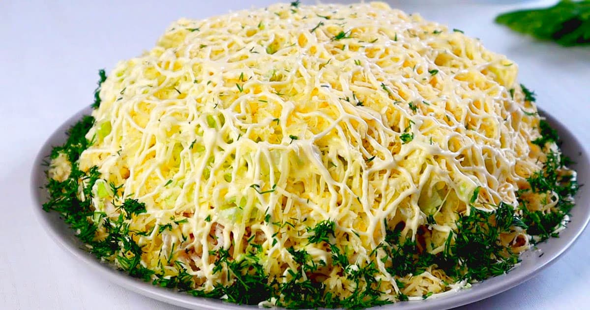 Нежный и воздушный салат "Лебединый пух": Рецепт, который покорит ваших гостей