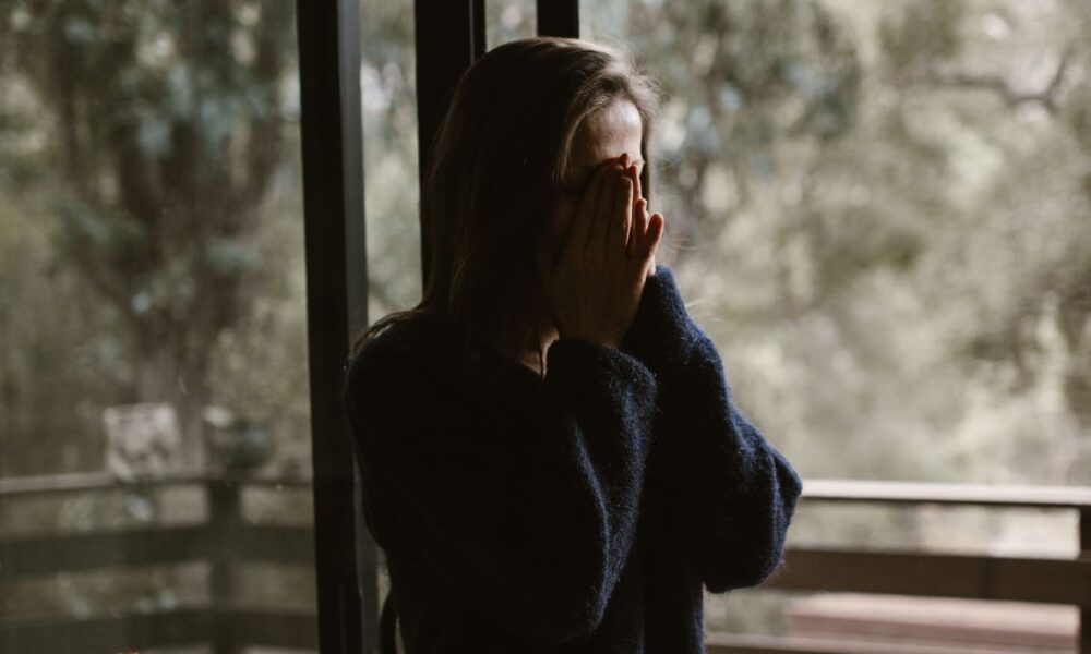 Почему женщинам сложно найти достойного партнера: психологические причины