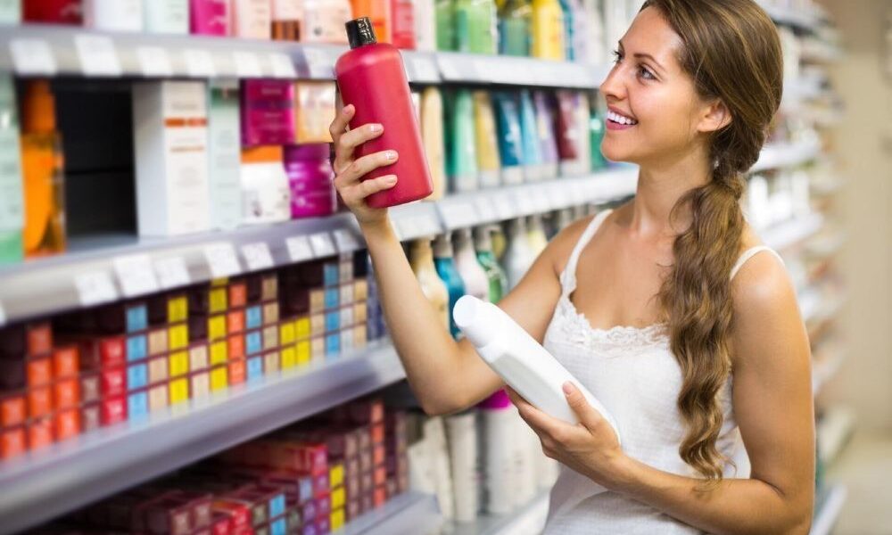 Шампунь для звезд: почему дорогие средства работают лучше и стоит ли гнаться за брендом