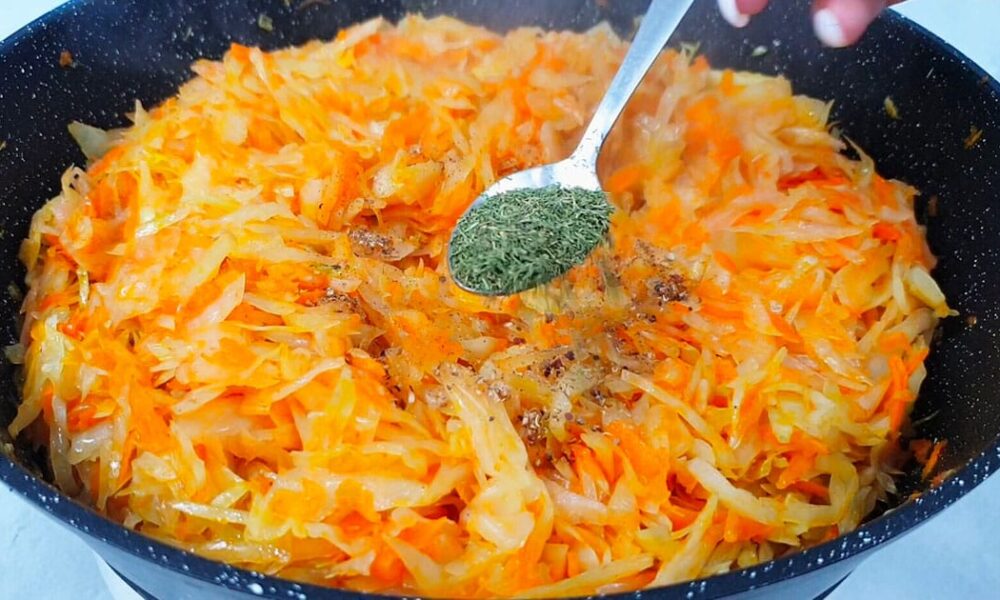 Секреты тушения капусты от опытных хозяек: вкус, который понравится всей семье