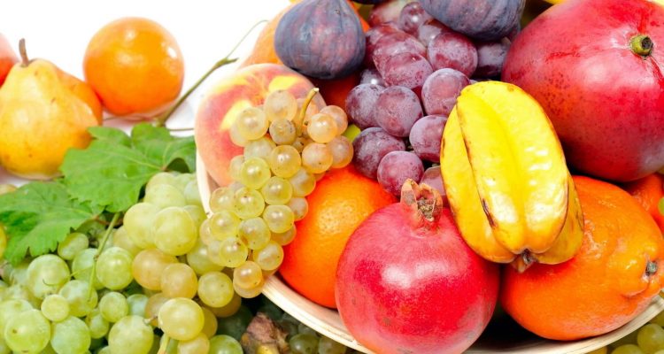 Продукты для долголетия: фрукты и ягоды, которые продлят вашу жизнь