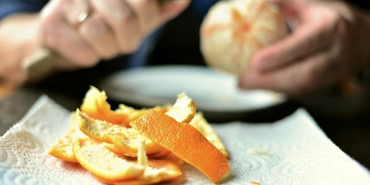 10 способов использовать апельсиновые корки для уюта на даче