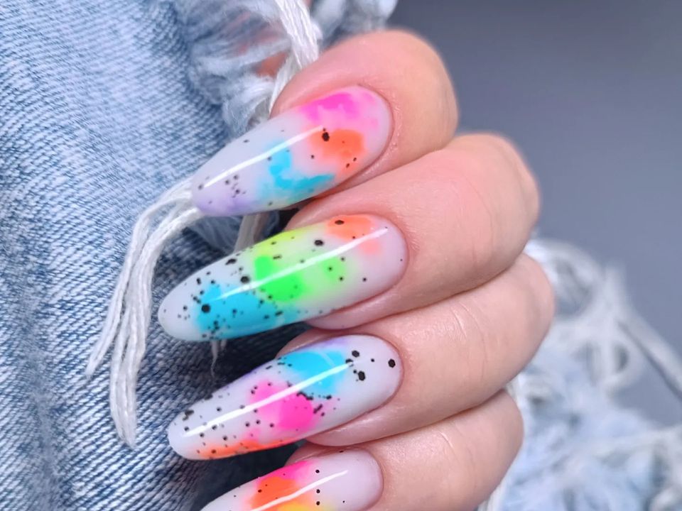 7 лаков для ногтей, которые испортят любой образ: избегайте этих ошибок