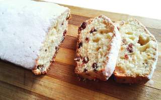 Простой и вкусный кекс на сметане в мультиварке: пошаговый рецепт для дома