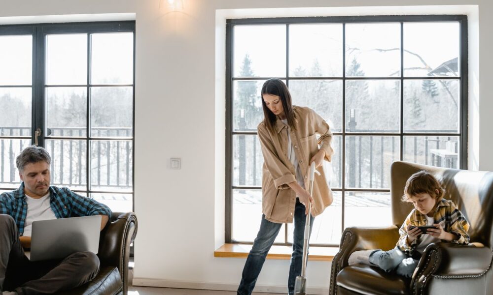 Как распознать мужчину, который не хочет брать на себя ответственность: психологические уловки и сигналы