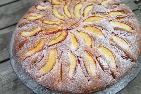 Летние десерты: простой и вкусный пирог с нектаринами