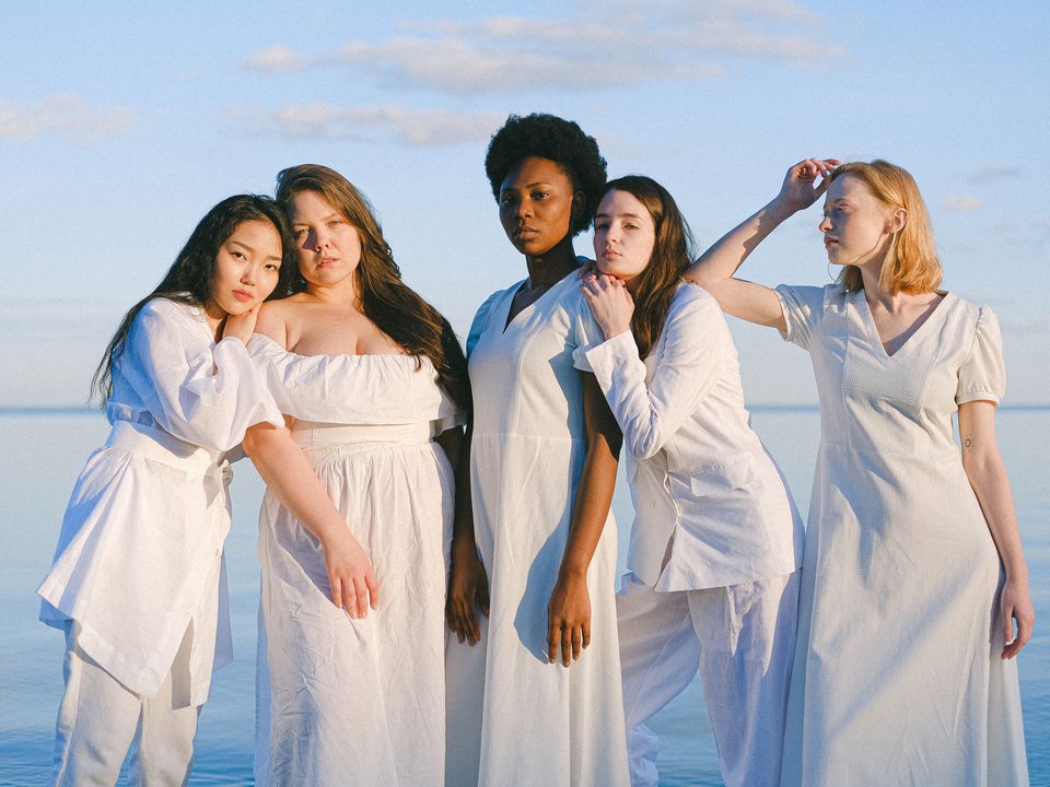 Секреты стилистов: как избежать ошибок при ношении белого и выглядеть безупречно